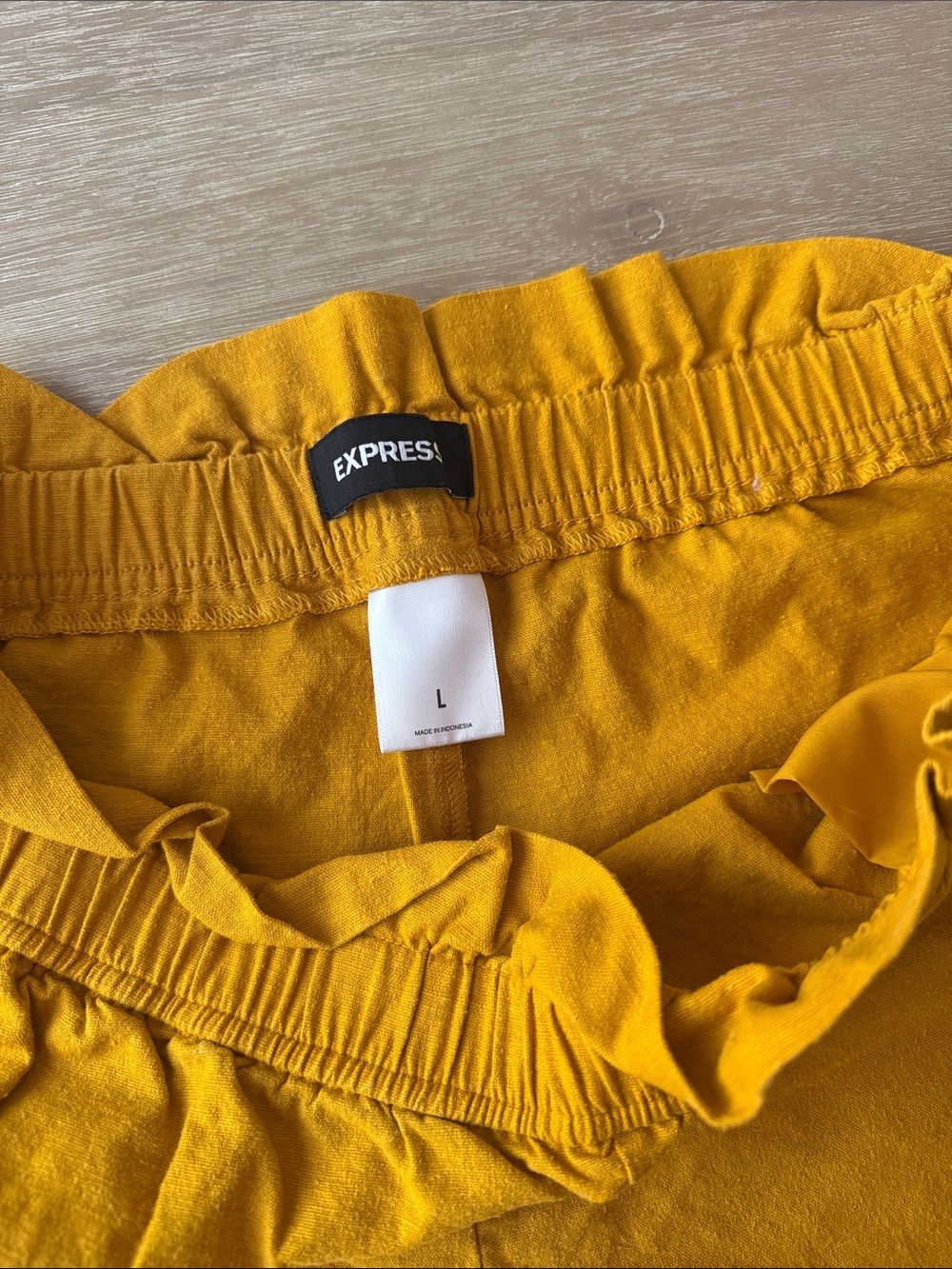 EXPRESS High Rise Linen Shorts | L - Picture 4 of 5